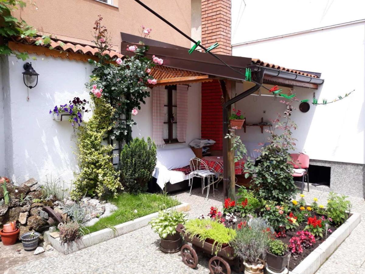 Accordeon Apartment Visoko Luaran gambar